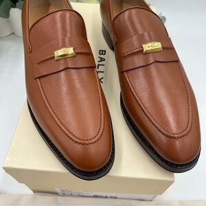 Men’s BALLY scribe grained leather loafers size 10.5 US made in Italy